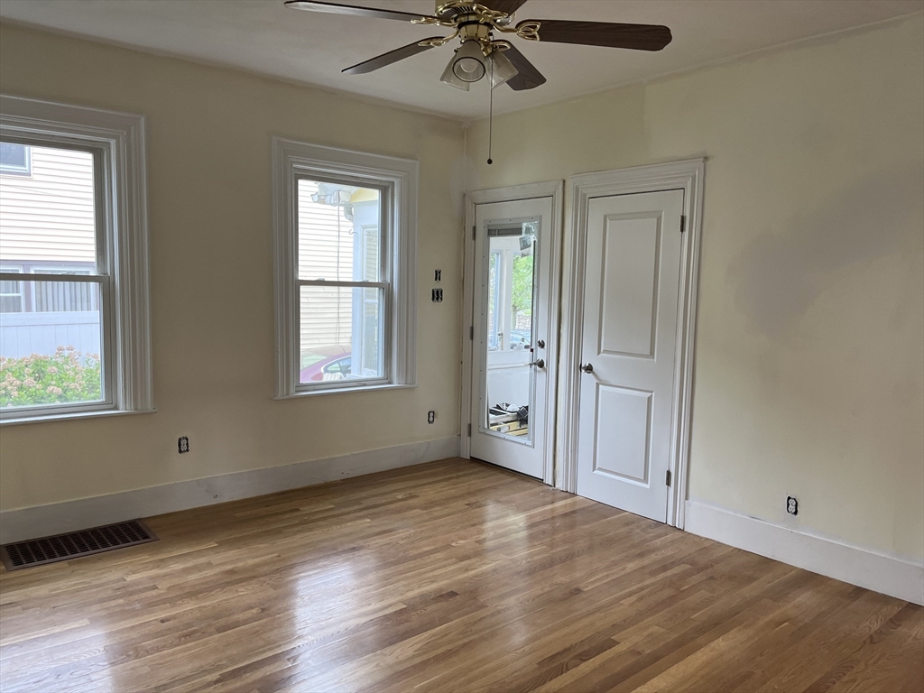 29 Lincoln St, Stoneham