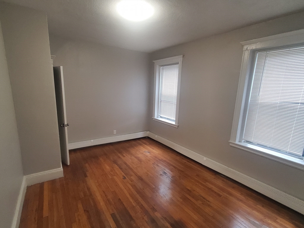 72 Walnut Park, Roxbury