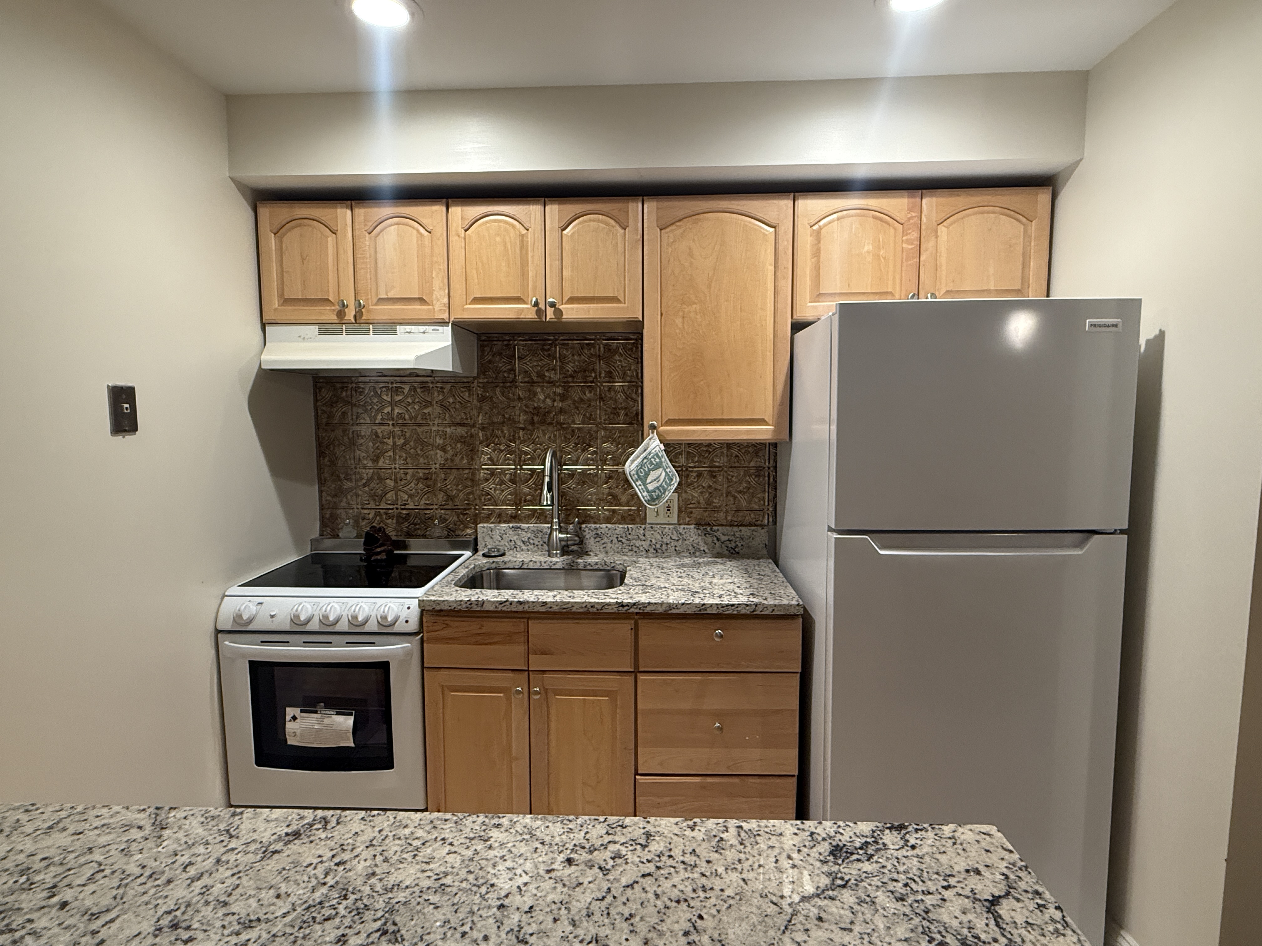 1100 Beacon St, Brookline