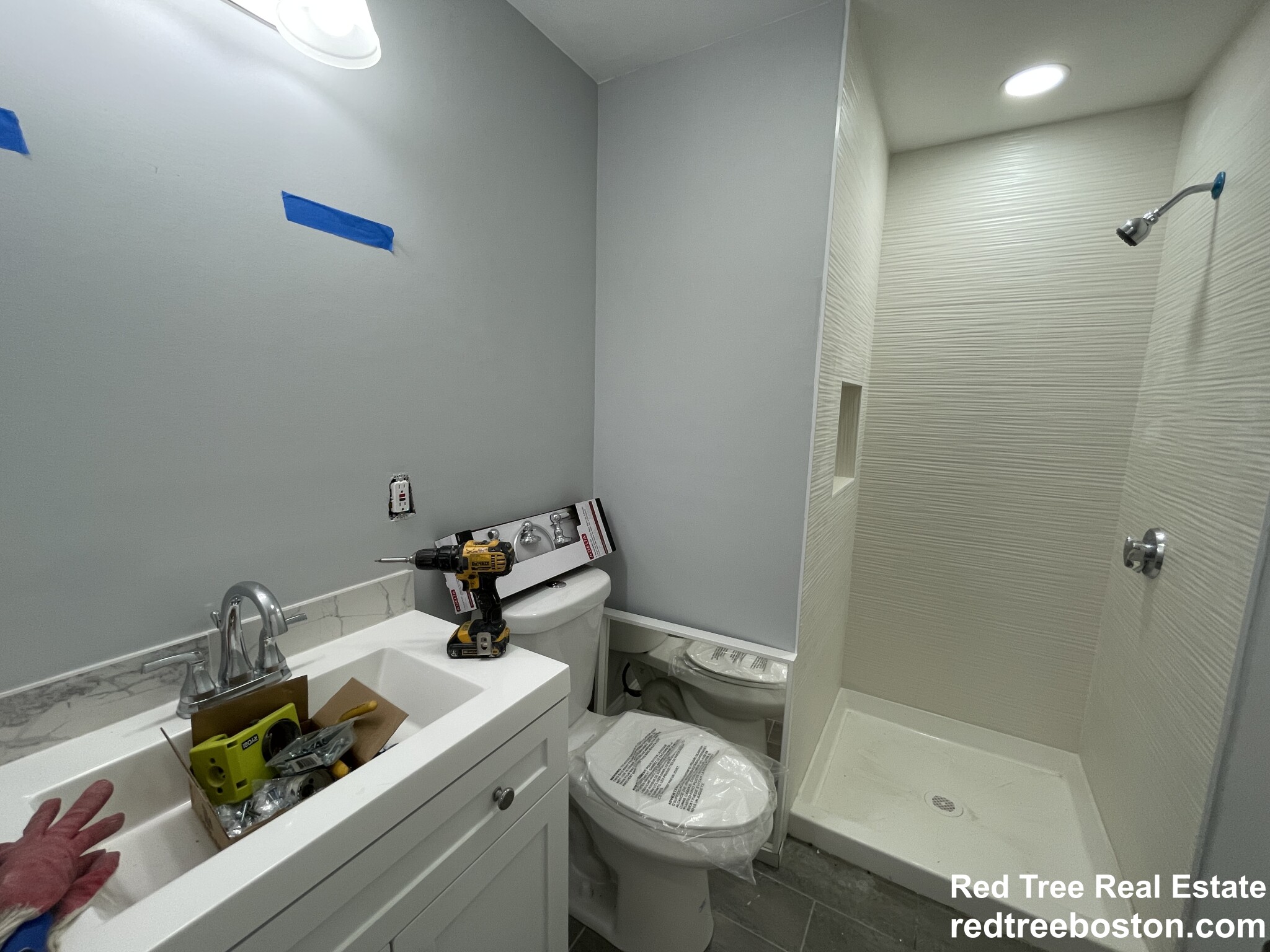 44 Ashley St, East Boston