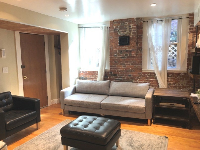 19 Branch St, Beacon Hill