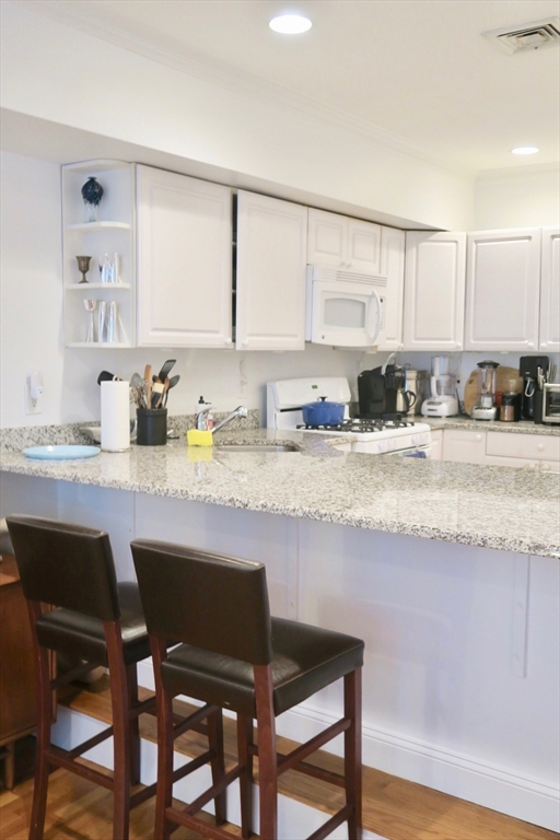 52 Appleton St, South End