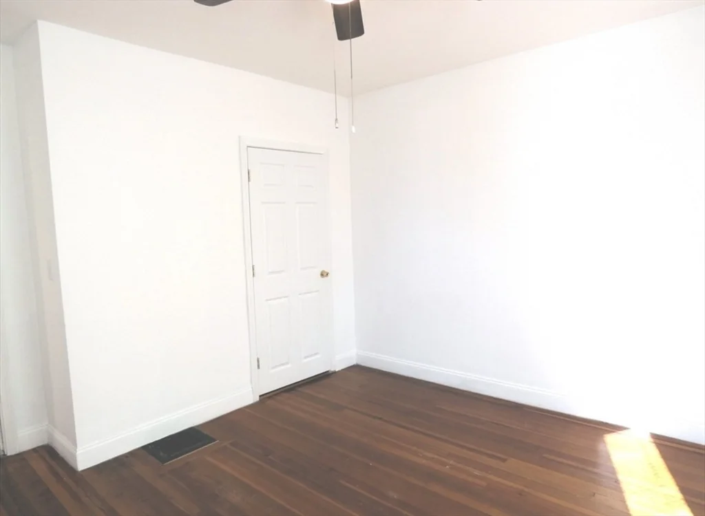 190 Sylvan St, Malden