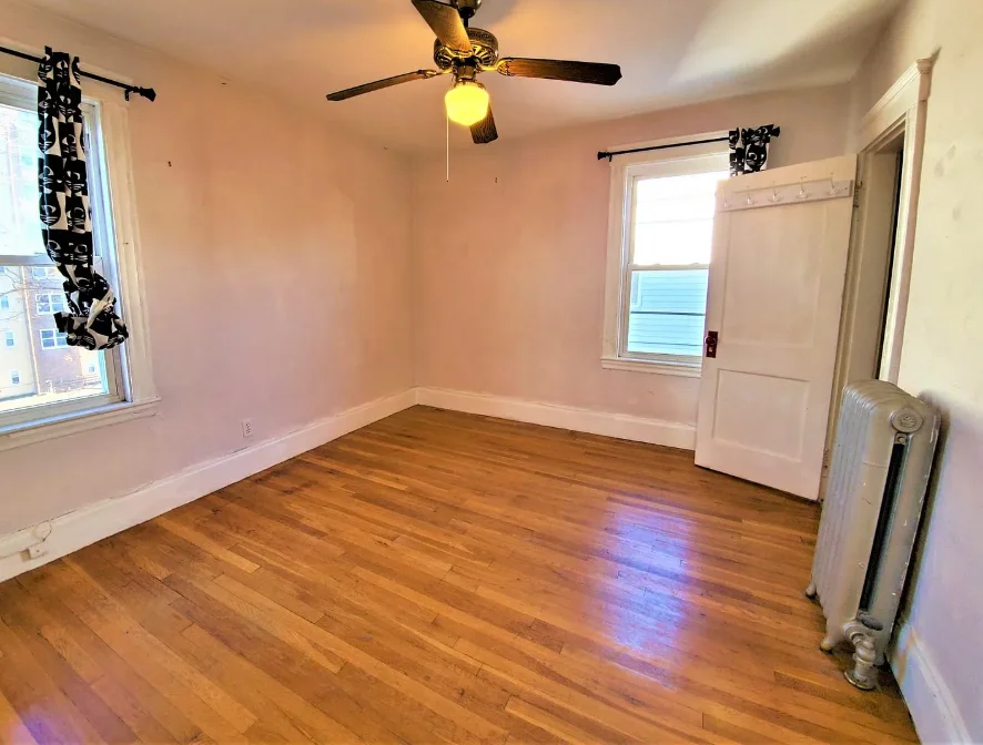 39 Waterhouse St, West Somerville