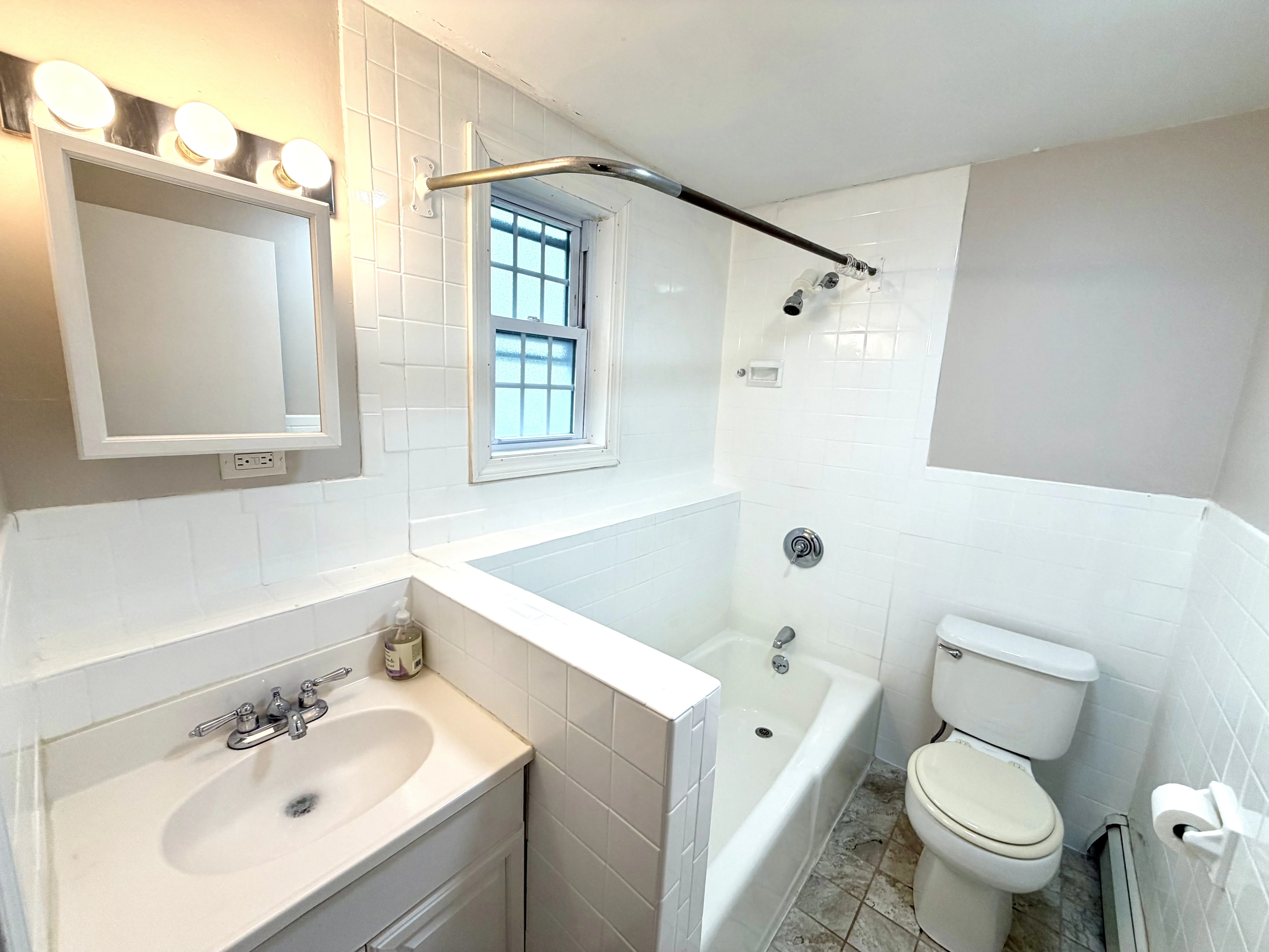 6 Drummer Rd, Acton