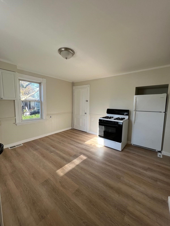 6 Wheeler St, Peabody