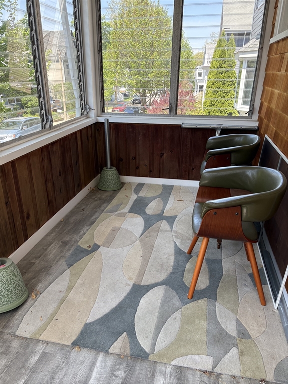 27 Knoll St, Roslindale