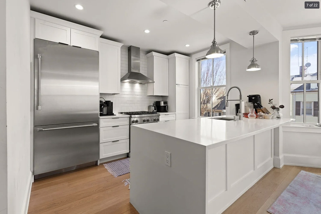 447 W 4th St, South Boston