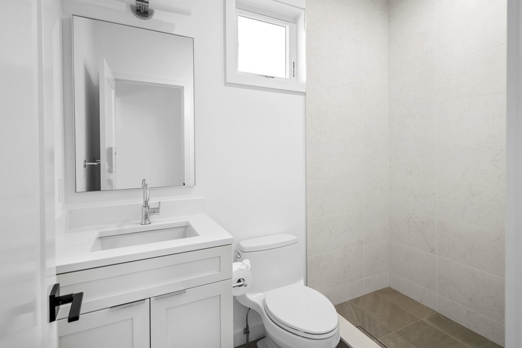 70 Walker St, Newtonville