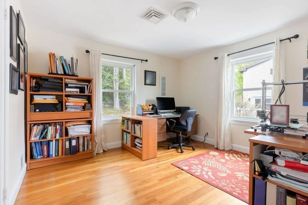 542 Commonwealth Ave, Newton