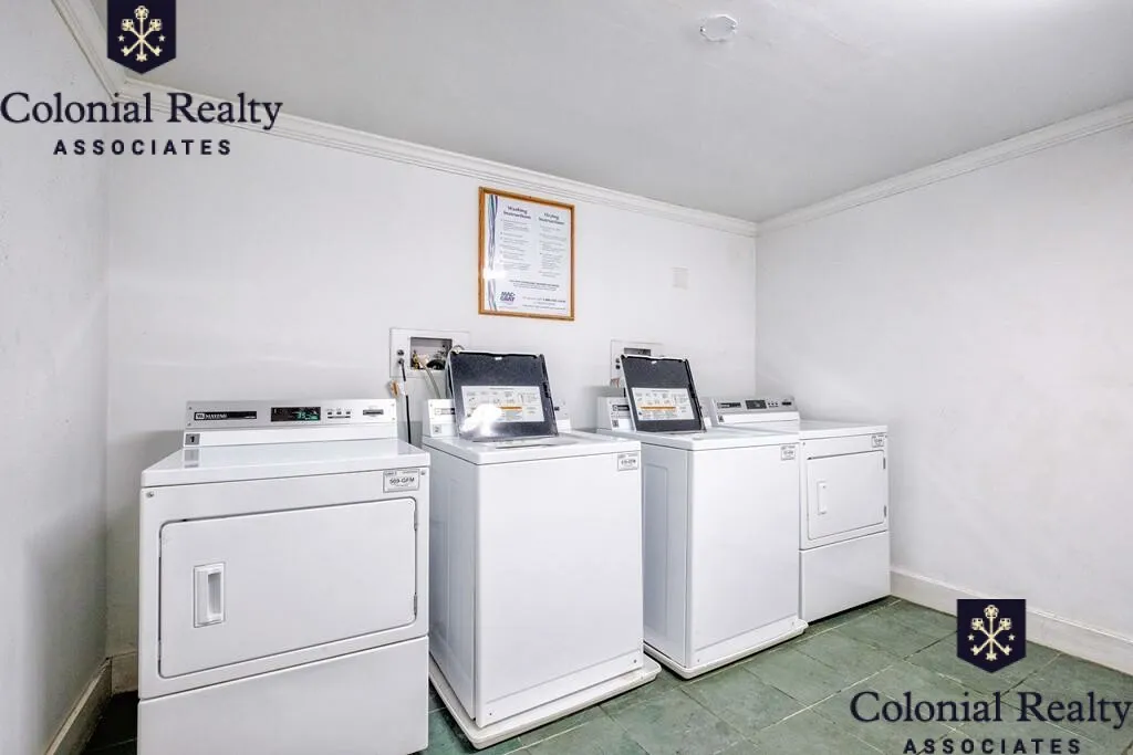 15 North Beacon St, Allston