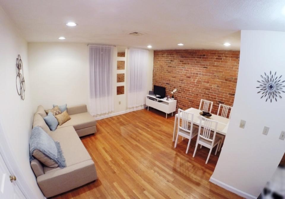 65 Hemenway St, Fenway