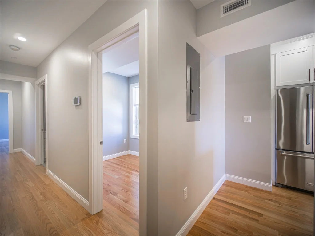 194 Havre St, East Boston