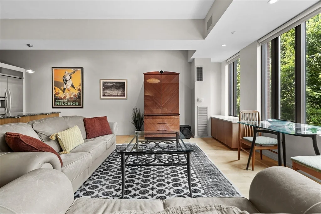 1313 Washington St, South End