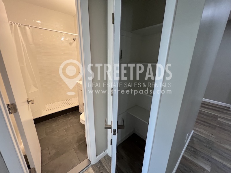 50 Evergreen St, Jamaica Plain