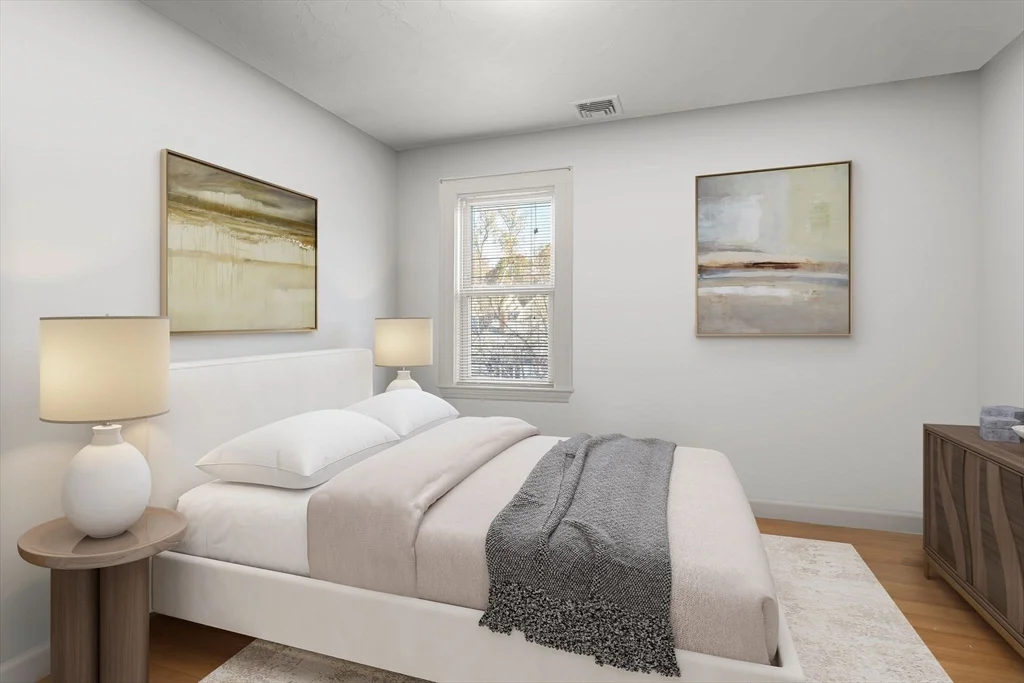 8 Patrick St, Attleboro