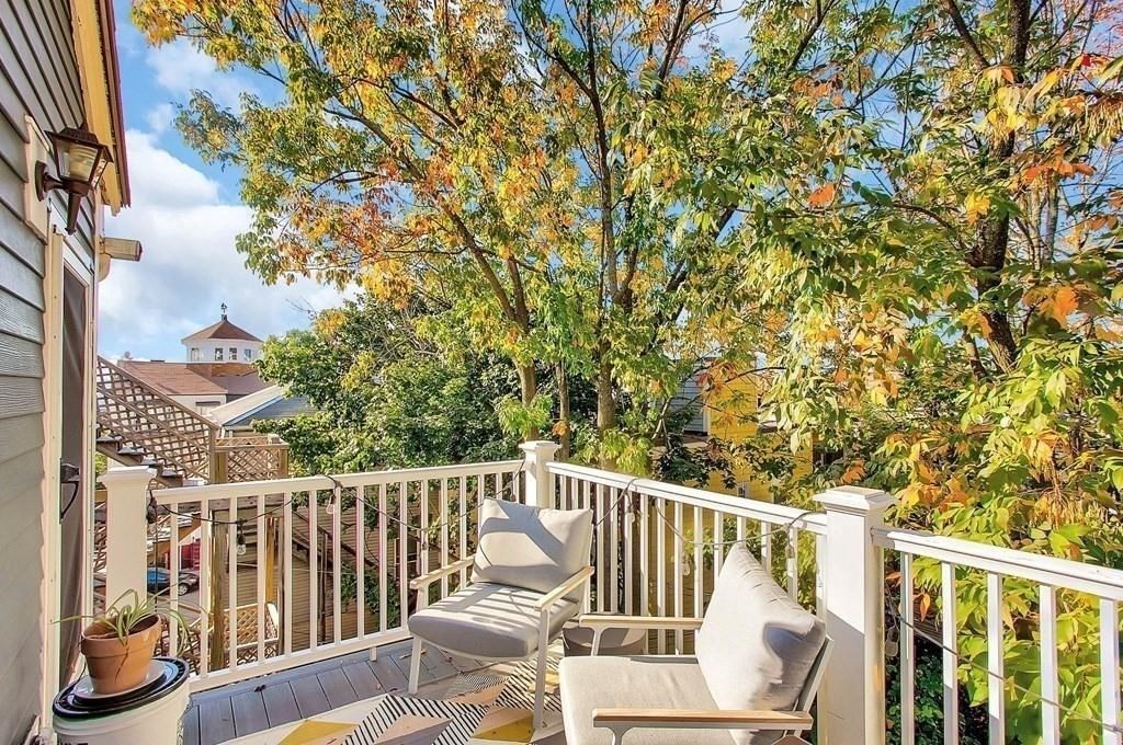 66 Telegraph St, South Boston