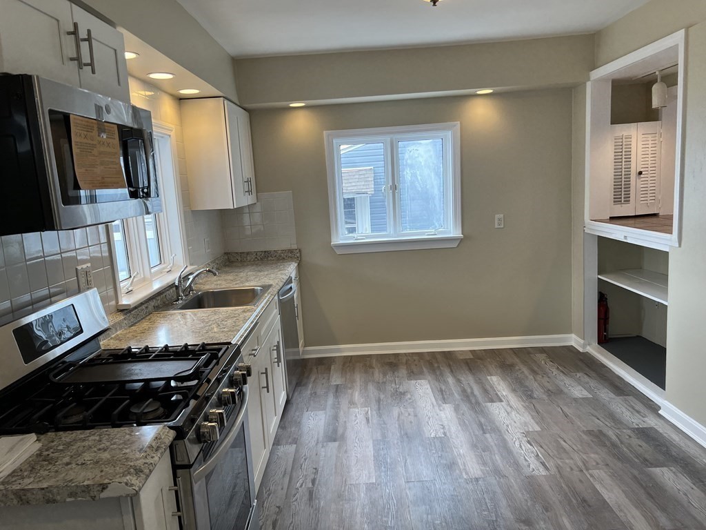 100 Walnut St, Glendale