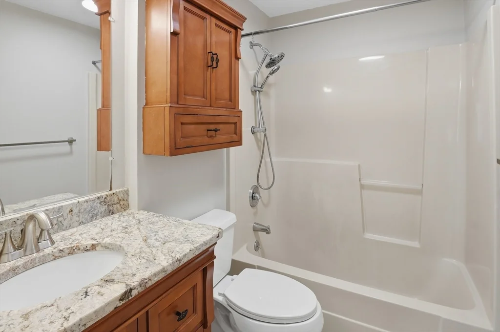 51 Alvarado Ave, Worcester