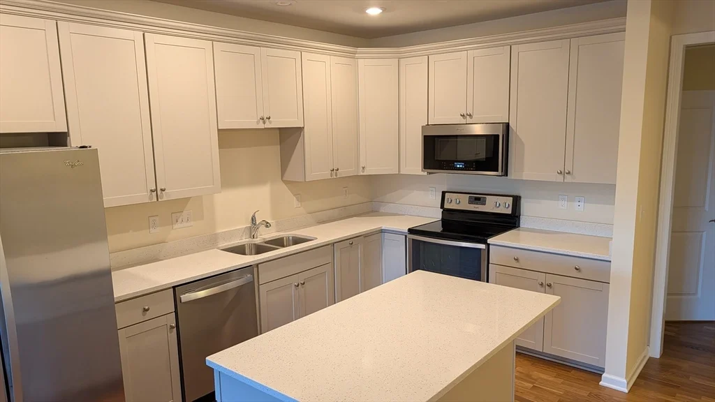 110 Trotter Rd, Weymouth