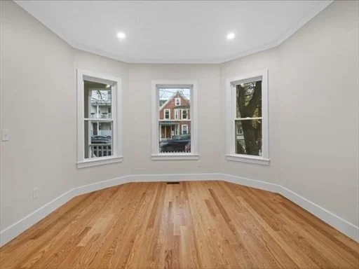 17 Cameron Ave, North Cambridge