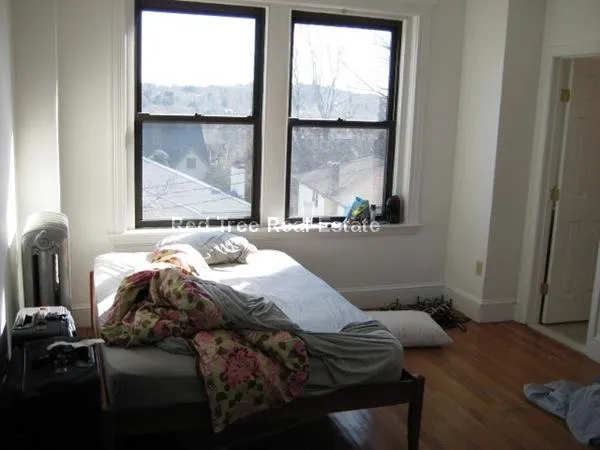 23 Cummings Rd, Brighton