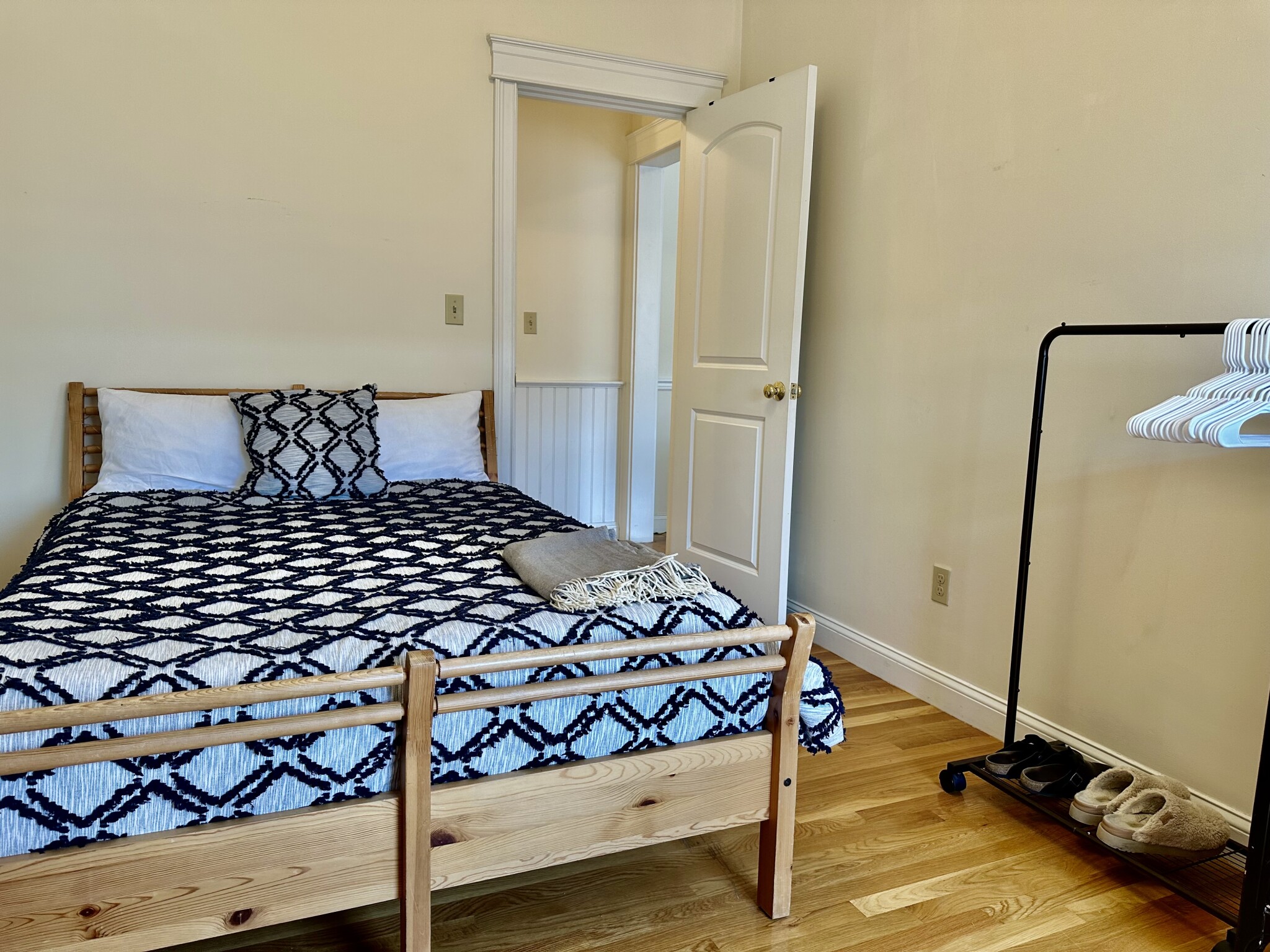 76 Quint Ave, Allston