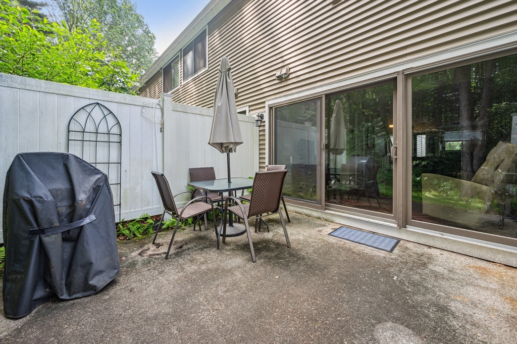 330 Sterling St, West Boylston