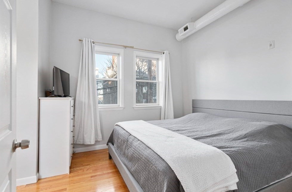 149 Webster St, Boston