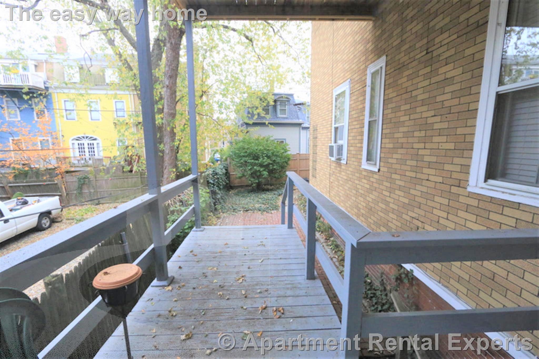 22 Bigelow St, Central Square