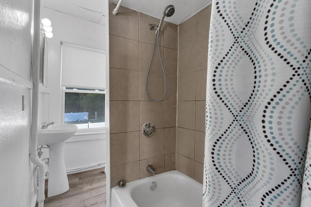 13R Plain St, Taunton