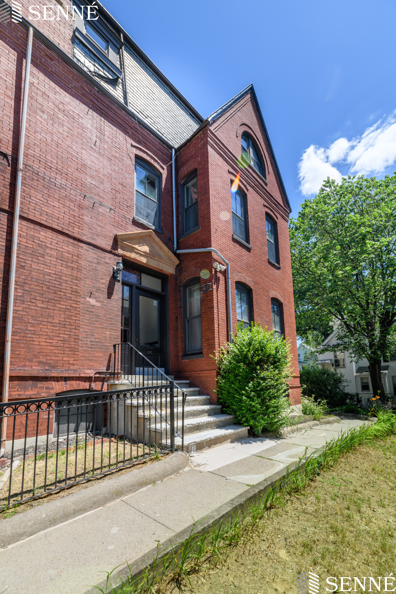 49 Laurel St, Ward Two