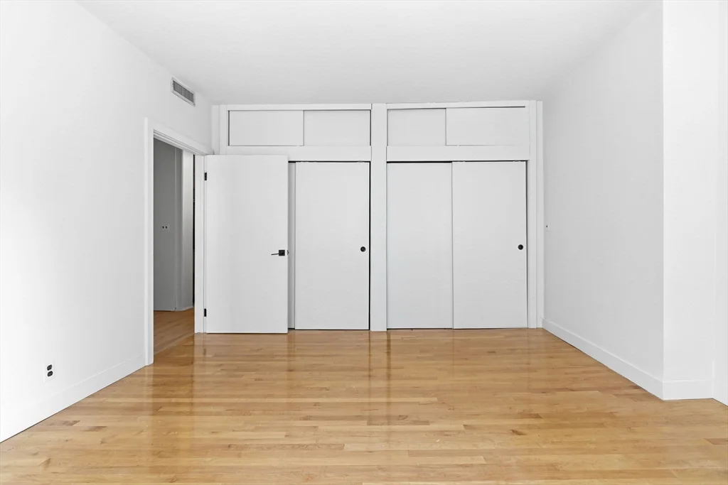298 Columbus Ave, Back Bay