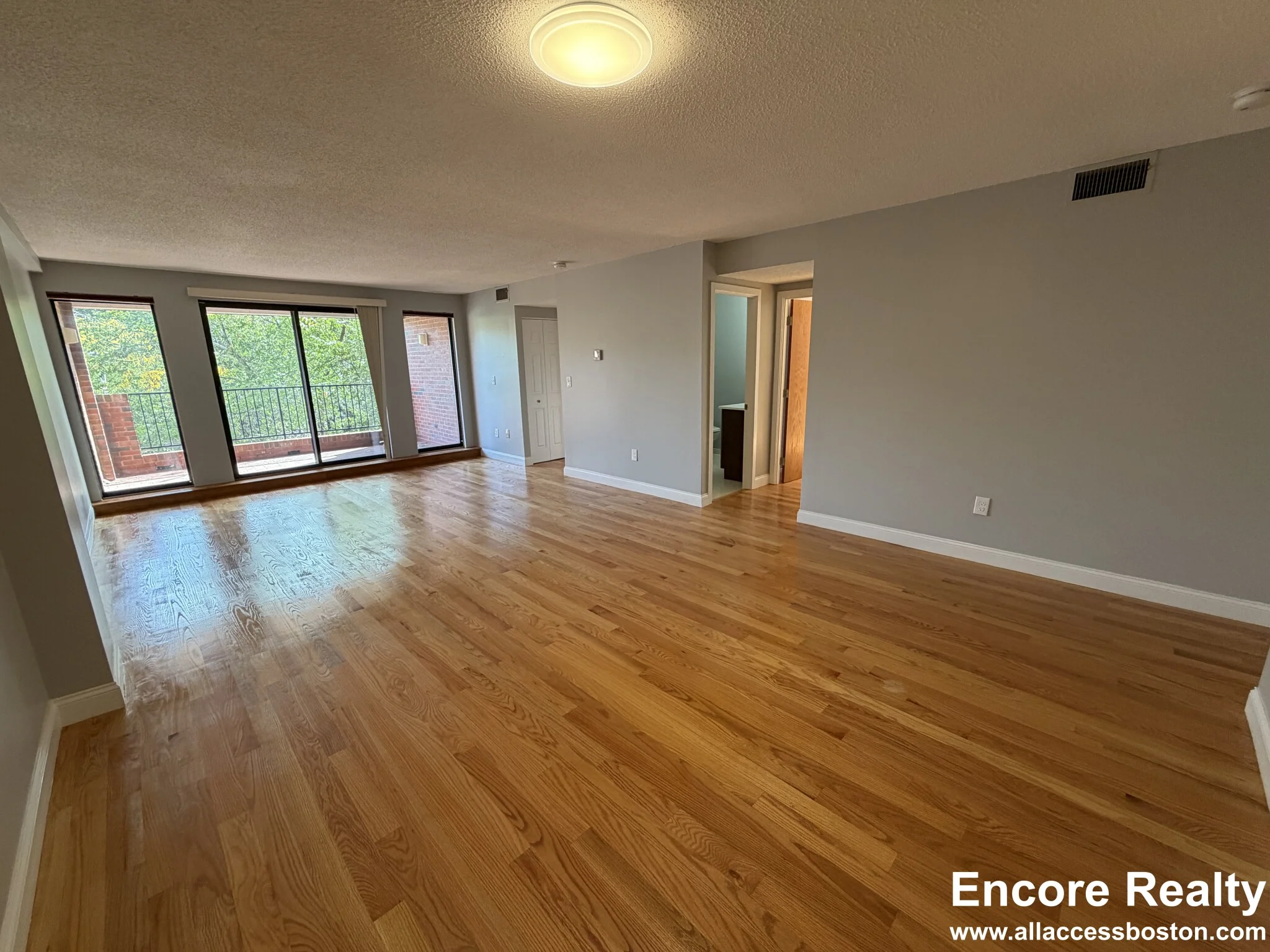 1850 Beacon St, Brookline