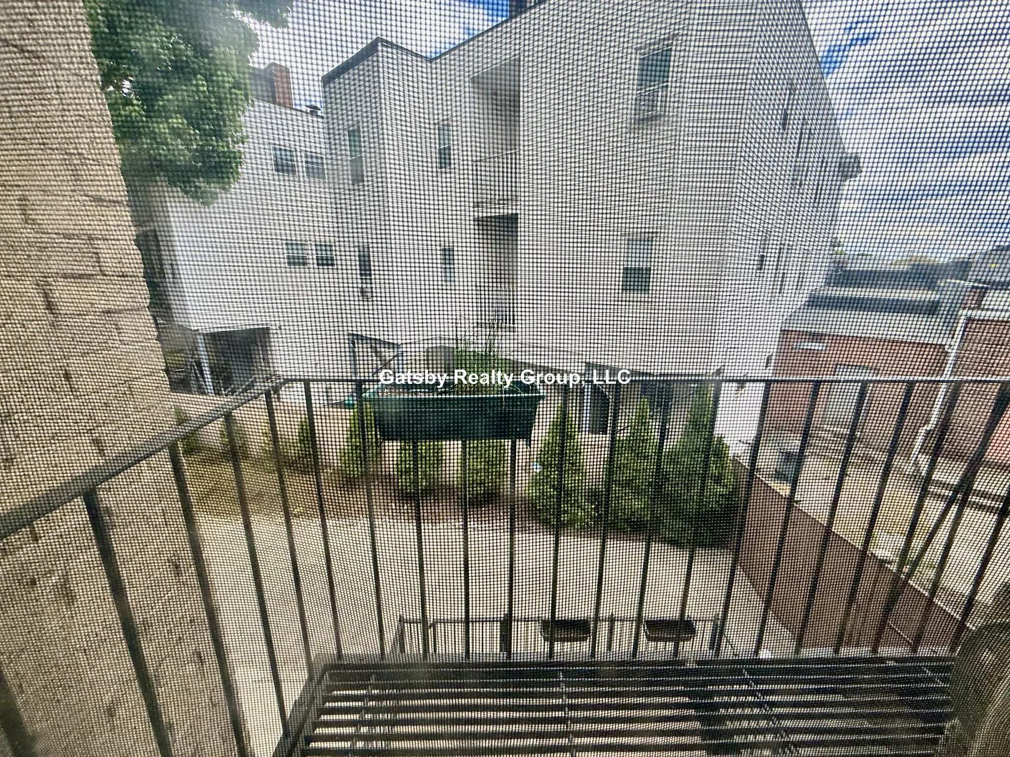 293 Spring Street Extension, Medford