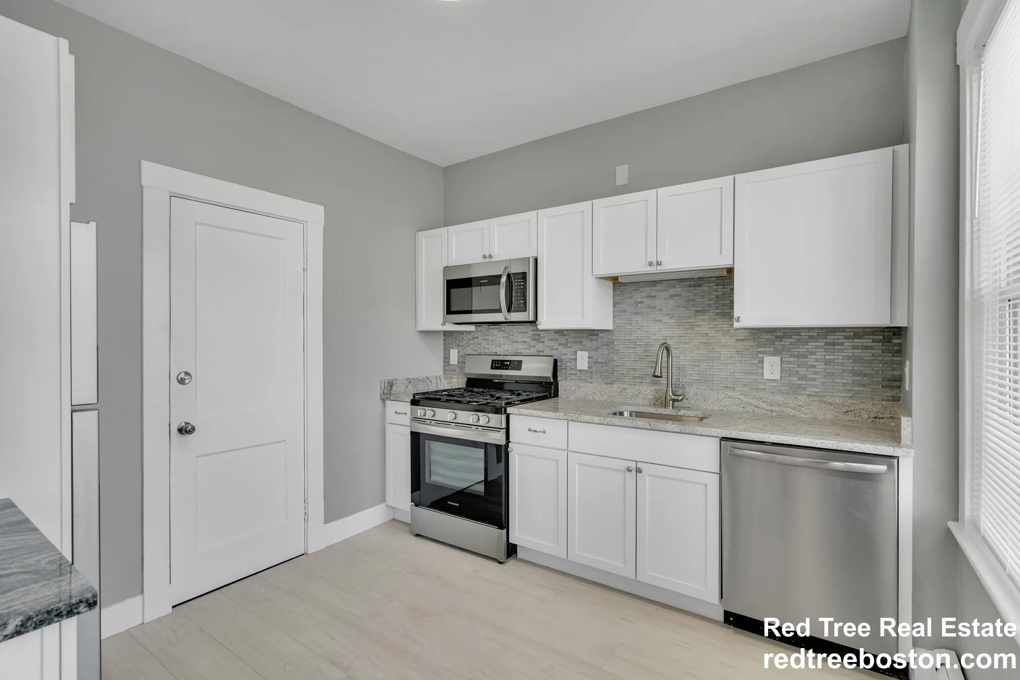 142 Sutherland Rd, Brighton