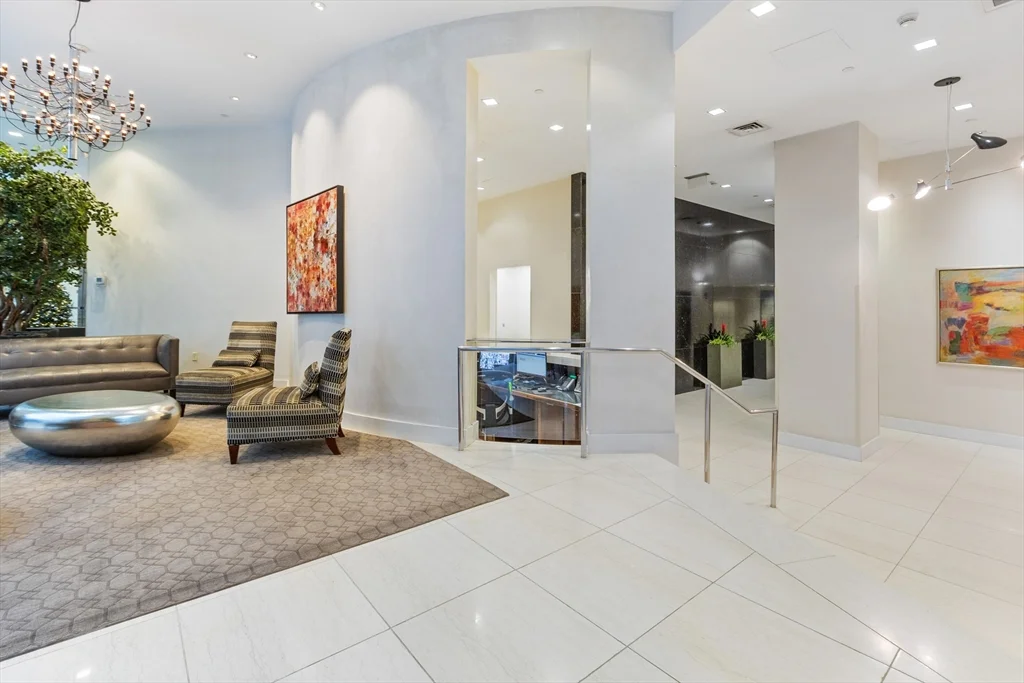 80 Broad, Waterfront