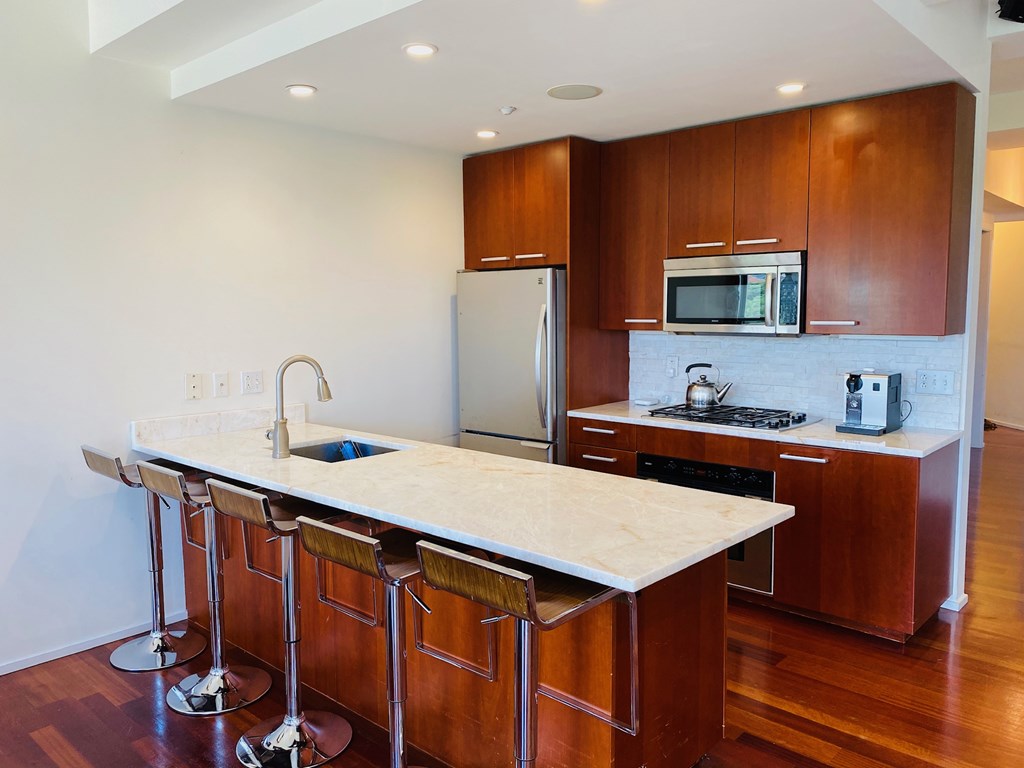 1166 Washington St, South End