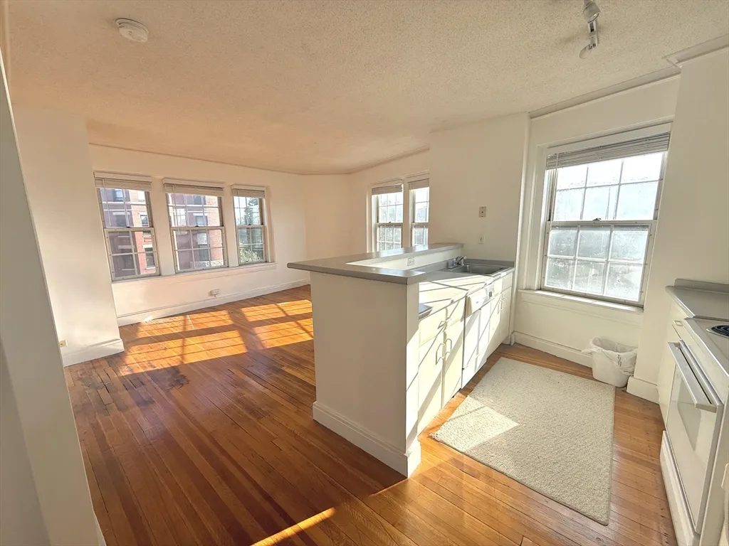 534 Beacon St, Back Bay