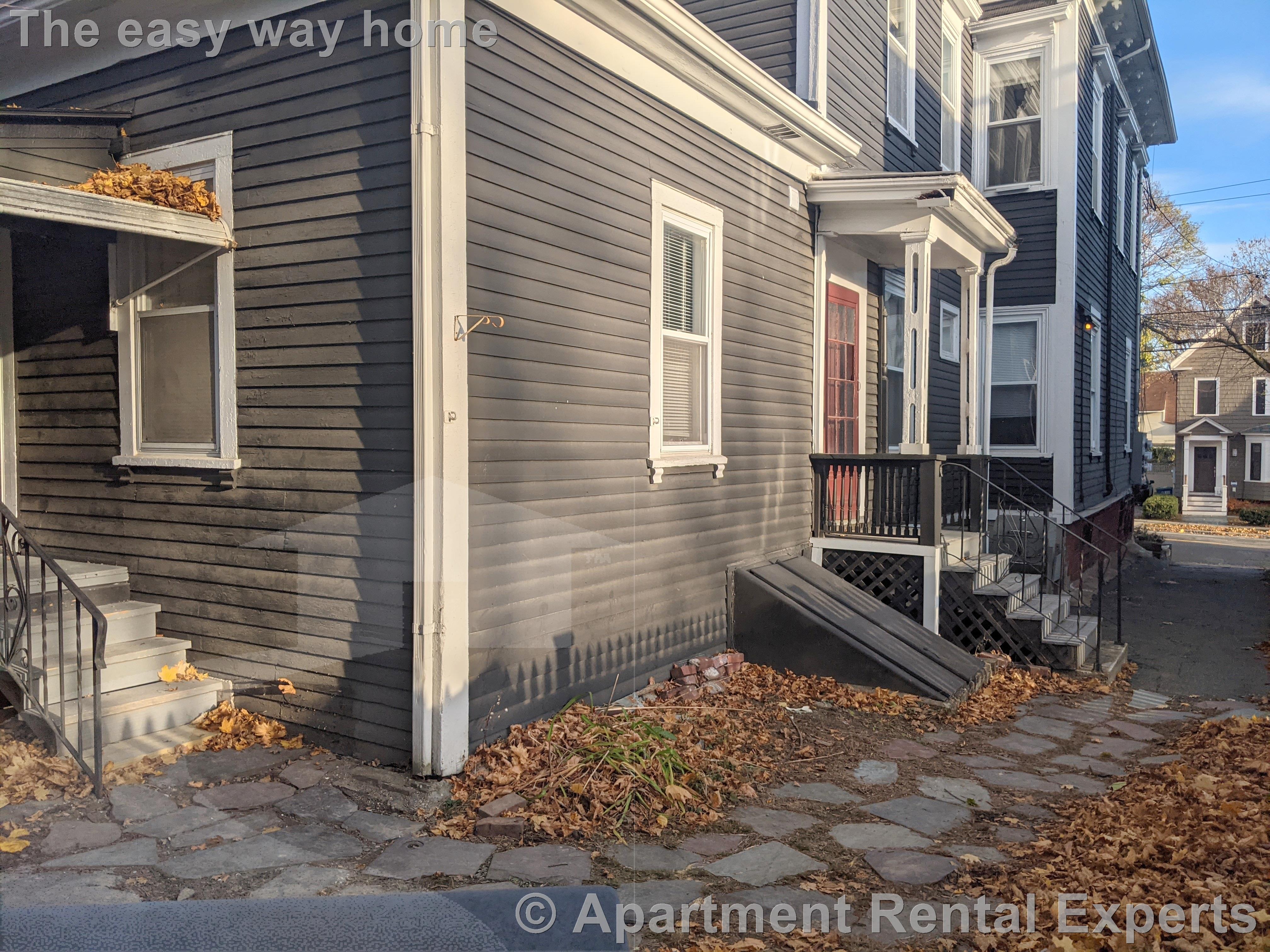 19 Cameron Ave, Davis Square