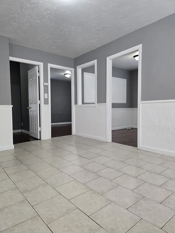 40 Aetna, Fall River