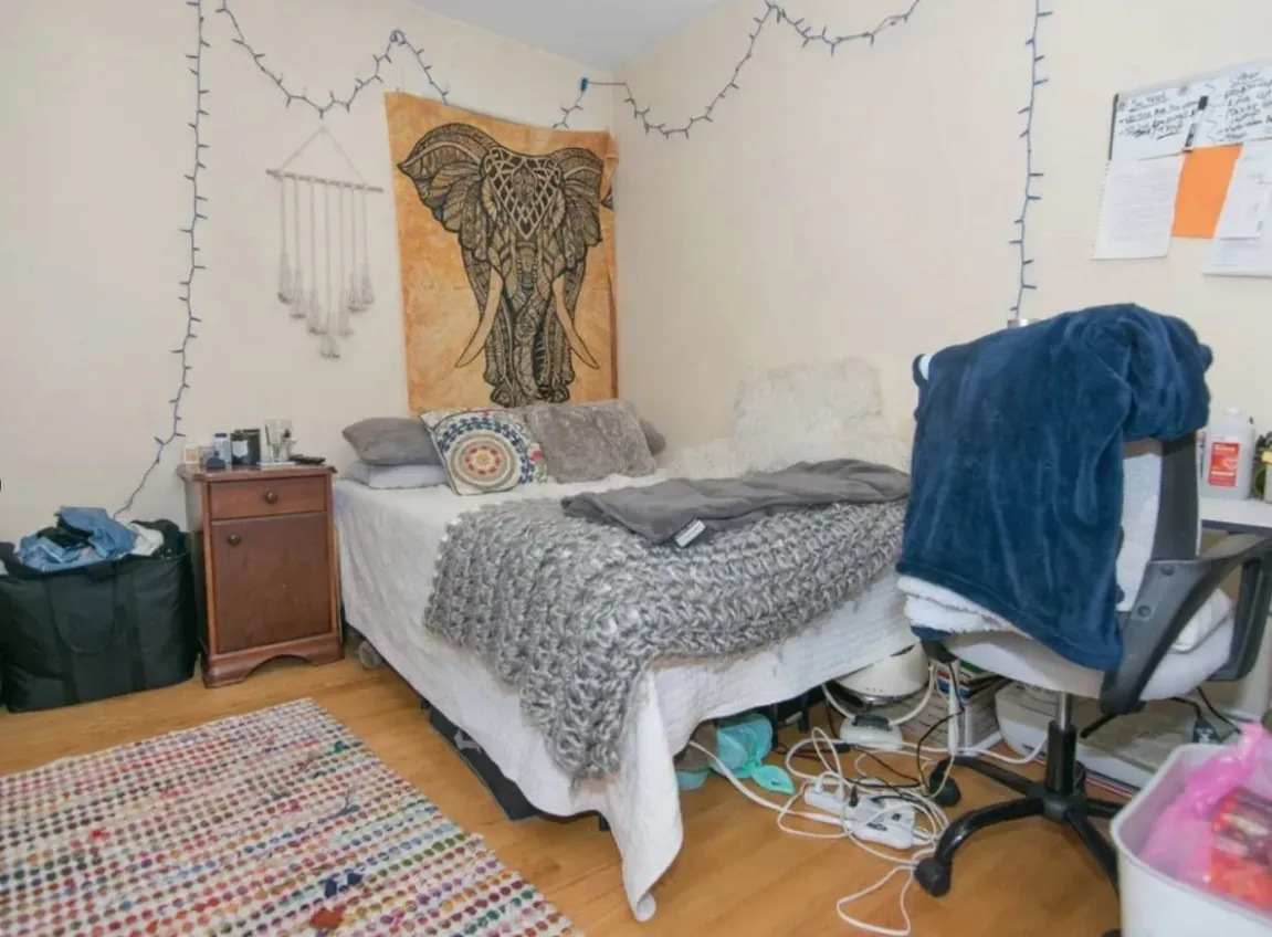 35 Pratt St, Allston