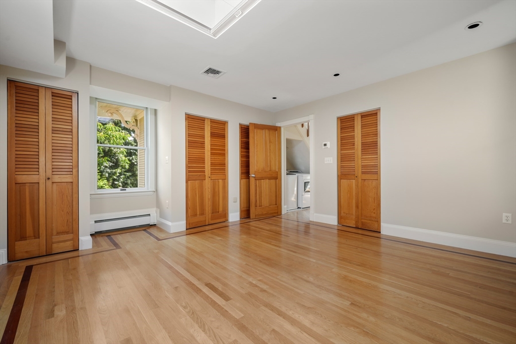 259 Mount Auburn, Harvard Square