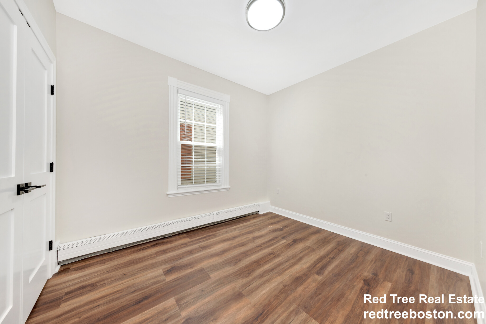 16-16 1/2 O St, South Boston