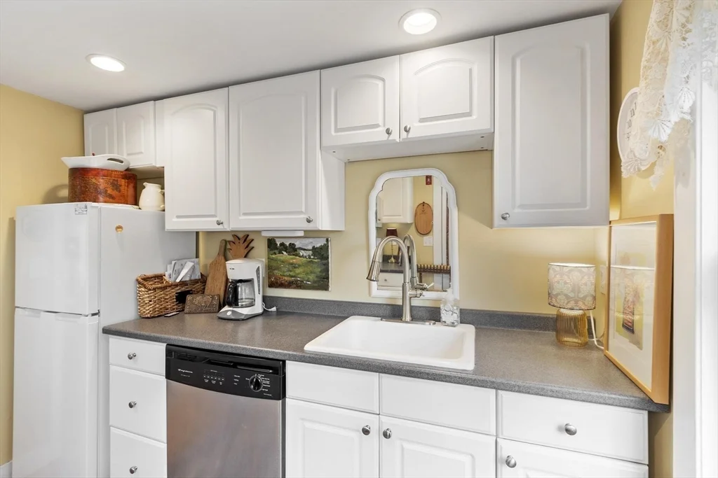 34 High St, Rockport