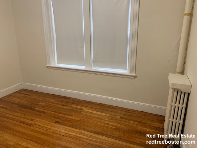 1800 Commonwealth Ave, Brighton