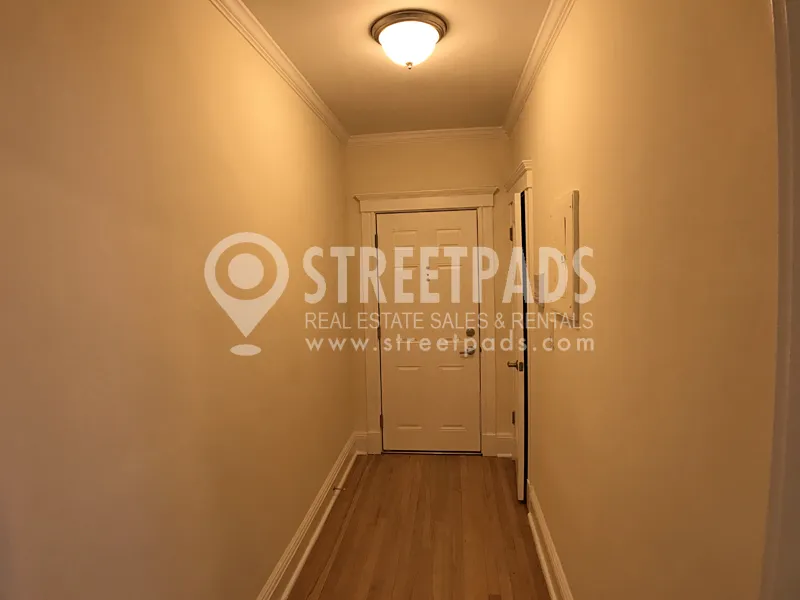 26 Chauncy St, Neighborhood Nine