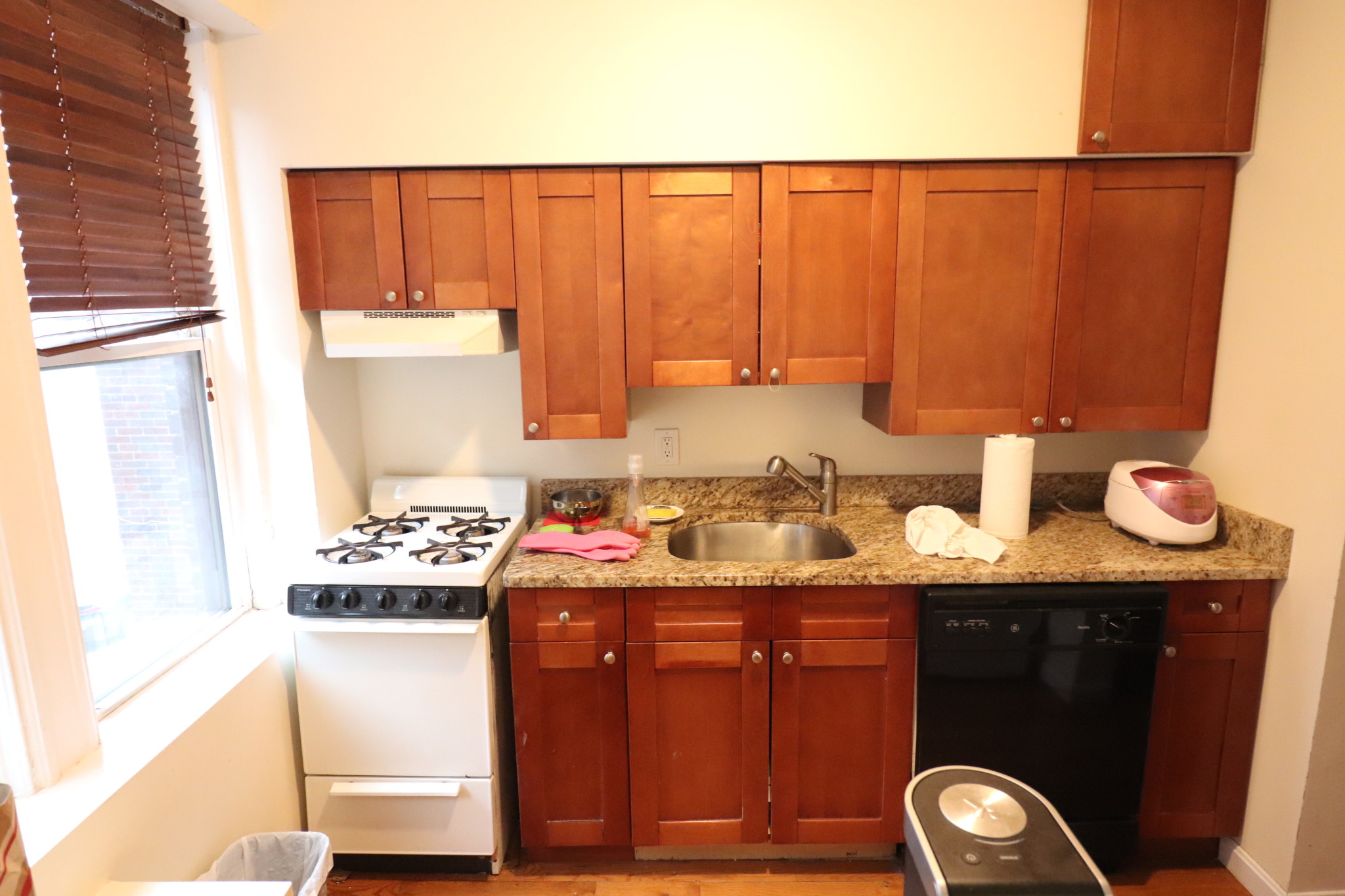 2003 Commonwealth Ave, Brighton