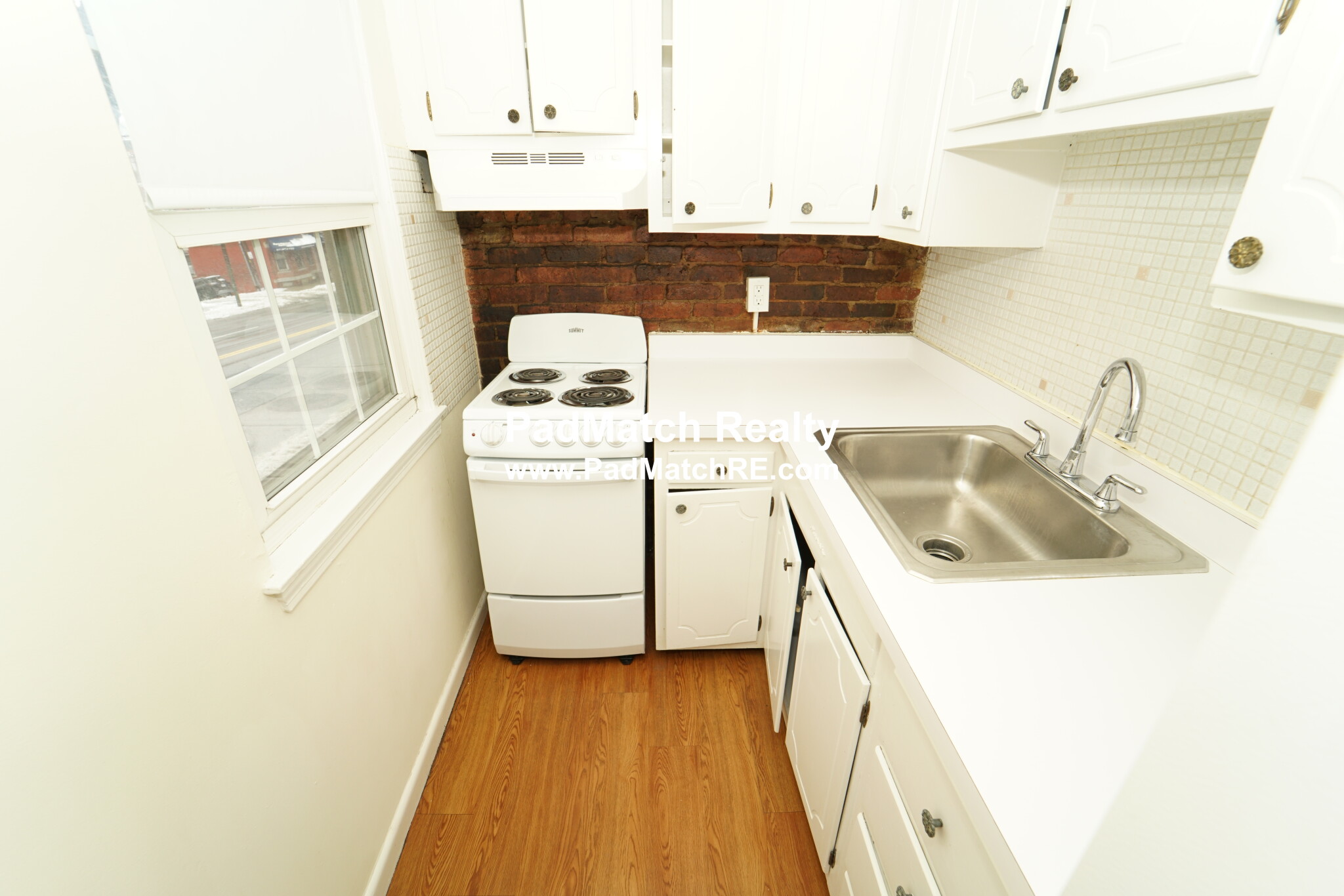 1 bed, 1 bath apartment for rent at 78 South Huntington Ave Unit 4, Jamaica Plain — photo 1 of 11