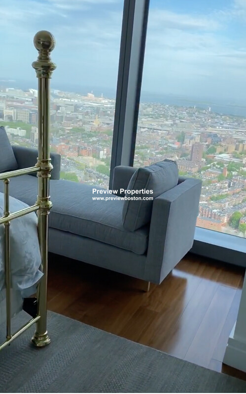 1 Dalton St, Back Bay